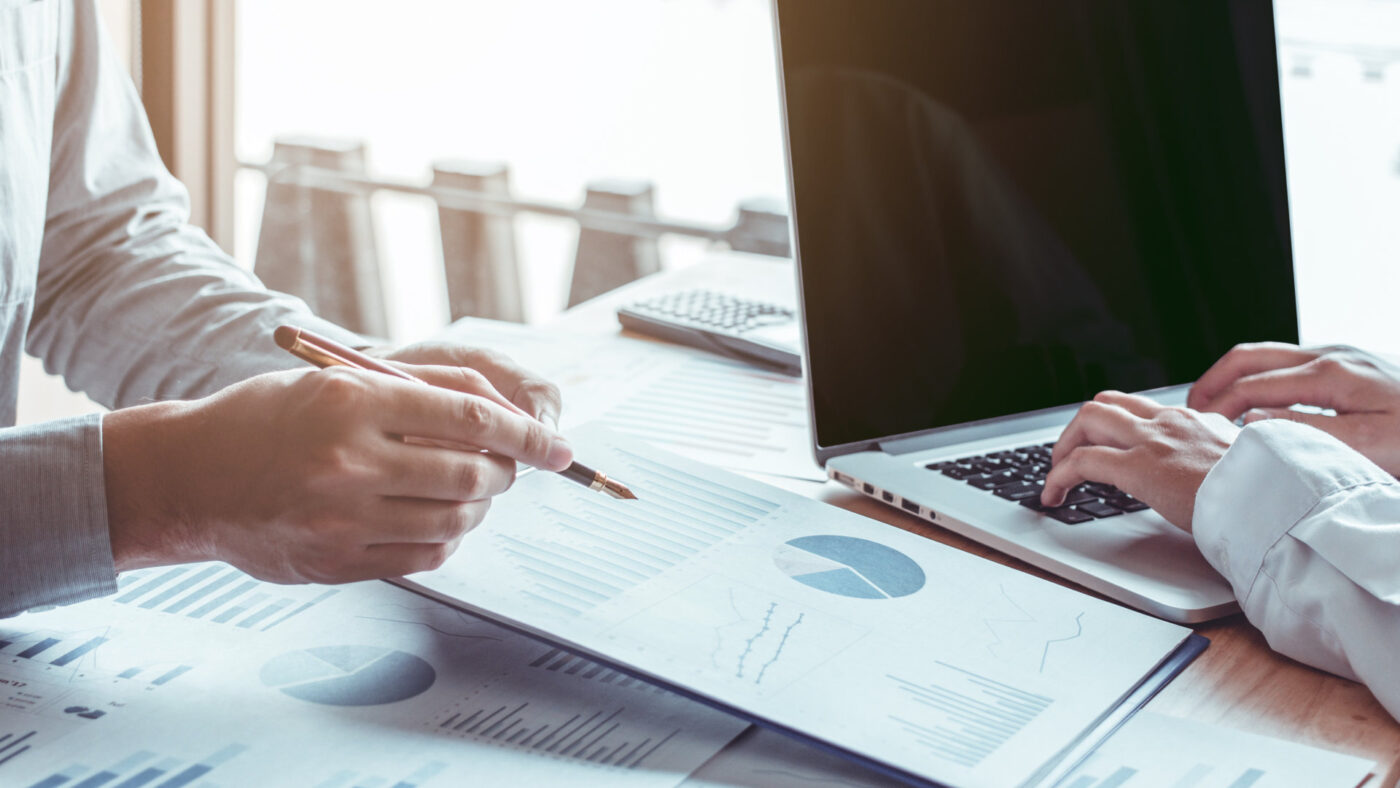 Różnica między prokurentem a członkiem zarządu w spółce z o.o.